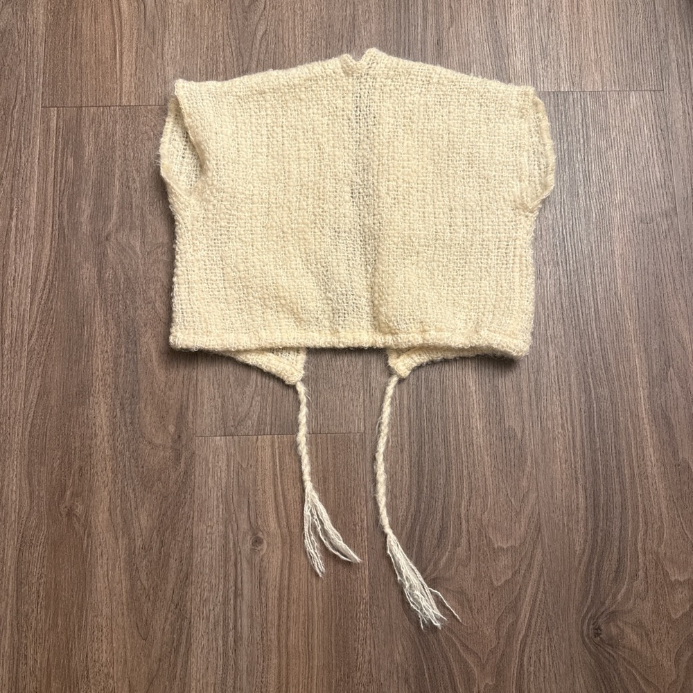 Vintage Cream hand Knit Open-Front Vest with tassels - Picture 5 of 7